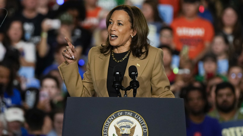 Κάμαλα Χάρις: Υπόσχεται στους Ρεπουμπλικάνους ότι θα συγκροτήσει διακομματική επιτροπή για να την συμβουλεύει εάν εκλεγεί πρόεδρος Κάμαλα Χάρις: Υπόσχεται στους Ρεπουμπλικάνους ότι θα συγκροτήσει διακομματική επιτροπή για να την συμβουλεύει εάν εκλεγεί πρόεδρος