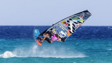 Lennart Neubauer: Ο 20χρονος Έλληνας Παγκόσμιος Πρωταθλητής Freestyle Windsurf μιλάει αποκλειστικά στο zougla.gr