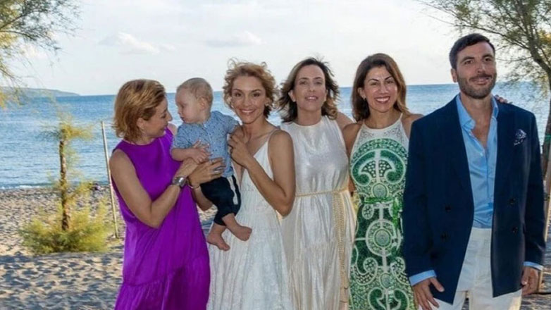 Γιούλικα Σκαφιδά: Βάφτισε τον γιο της στην Καλαμάτα με νονά την Ευδοκία Ρουμελιώτη