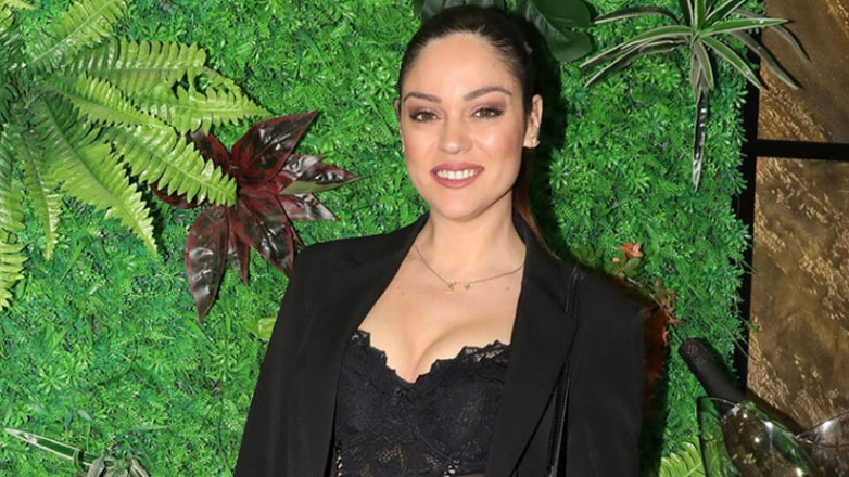 Μπάγια Αντωνοπούλου – «Έκανε ζικ ζακ στο δρόμο, κοιτούσε το κινητό» καταγγέλλουν από τον ΟΑΣΑ