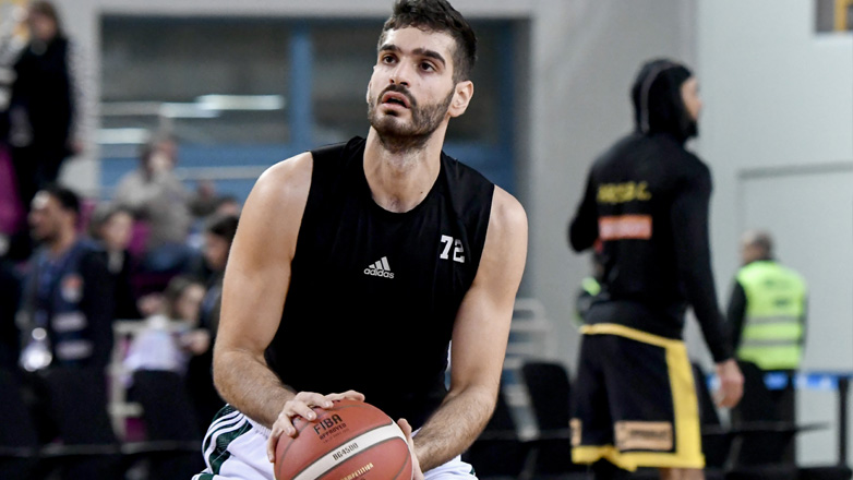 Μπάσκετ: Ανακοινώθηκε από το Μαρούσι ο Μαντζούκας