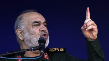 Το Ιράν προειδοποιεί με «οδυνηρό» χτύπημα το Ισραήλ