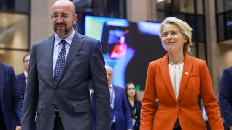 «Διευκόλυνση, αύξηση και επιτάχυνση των επιστροφών από την ΕΕ», ζητούν οι Ευρωπαίοι ηγέτες στα συμπεράσματα της Συνόδου Κορυφής