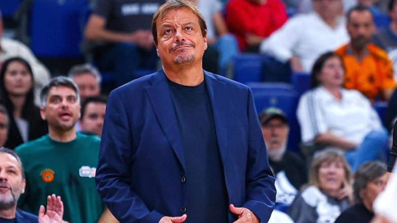 Ξέχασε το… 7ο αστέρι στο σήμα του Παναθηναϊκού η Ρεάλ – Έβαλαν τον… Αταμάν 12άδα με δύο φάουλ!