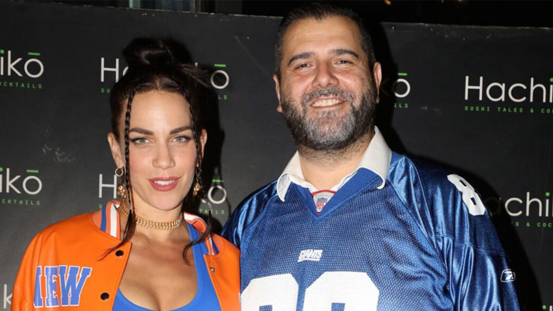 Κατερίνα Στικούδη: Βραδινή έξοδος μαζί με τον σύζυγό της Βαγγέλη Σερίφη στη Γλυφάδα