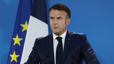 Μακρόν: Το Ισραήλ να βάλει τέλος στις στρατιωτικές επιχειρήσεις του στον Λίβανο