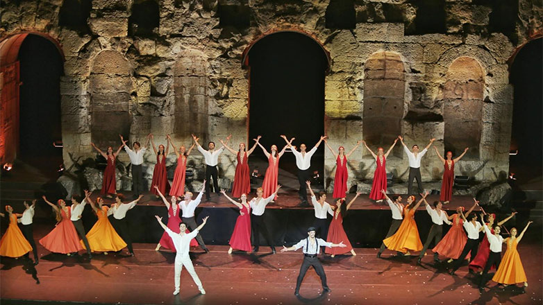 Αποθεώθηκε ο Ζορμπάς στο κατάμεστο Ηρώδειο με τα διεθνή αστέρια του χορού