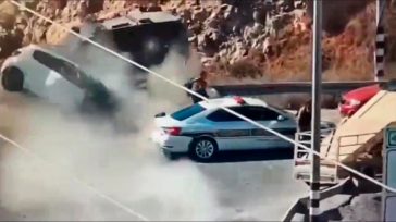 Συγκλονιστικό βίντεο: Παλαιστίνιος εμβολίζει όχημα των IDF