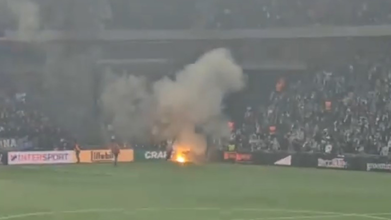 Σουηδία: Χαμός στο ντέρμπι μεταξύ  Χάμαρμπι – Τζουργκάρντεν – Διακόπηκε το παιχνίδι