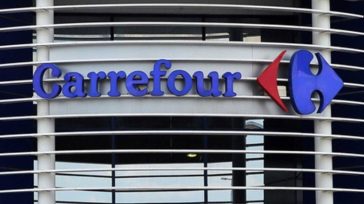 Carrefour: Η Διεθνής Αμνηστία καταγγέλλει τις συνθήκες εργασίας στο franchise της γαλλικής αλυσίδας στη Σ. Αραβία