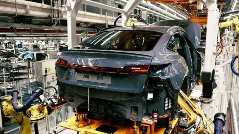 Η Audi καταργεί το Q8 e-tron και πουλά το εργοστάσιο της στις Βρυξέλλες – 3.000 θέσεις εργασίας στον “αέρα”
