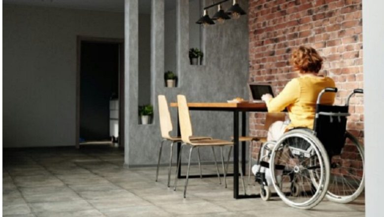 Της «φόρτωσαν» στον ΑΜΚΑ της, ιατρικά είδη αξίας 13.000 ευρώ Της «φόρτωσαν» στον ΑΜΚΑ της, ιατρικά είδη αξίας 13.000 ευρώ