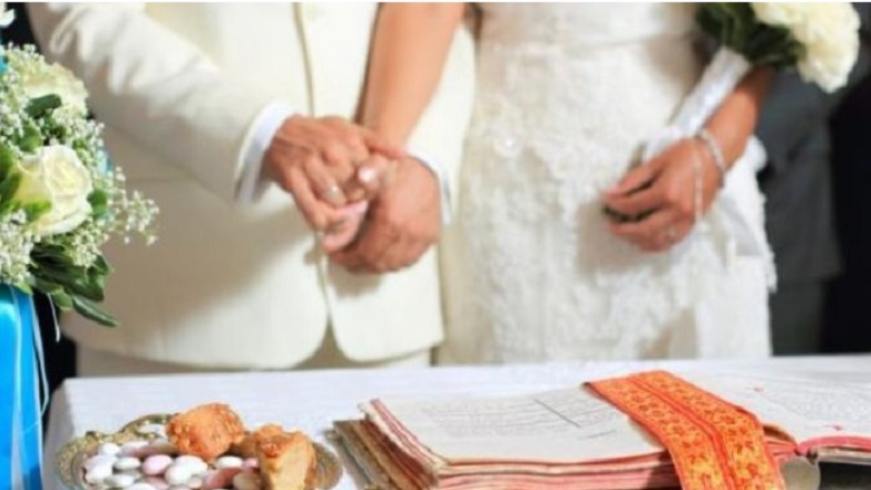 «Πήγαινε ντύσου» – Σάλος σε γάμο στην Παιανία