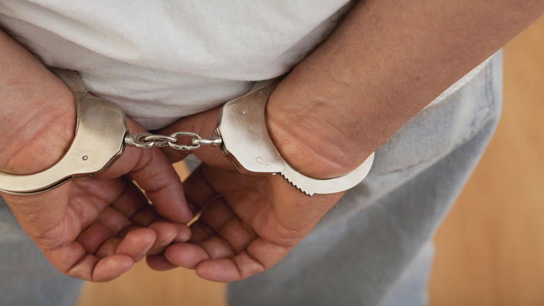 Πάτρα: Συλλήψεις για ναρκωτικά και όπλα