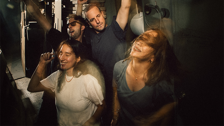 Θέατρο Τέχνης: Στην Αθήνα ο «Γυάλινος κόσμος» μετά την παγκόσμια πρεμιέρα στη Νάπολη