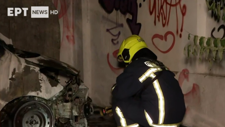 Πυρκαγιά σε ΙΧ στην Καλαμαριά – Ο ιδιοκτήτης του καταγγέλλει ότι το έκαψε συγγενής του