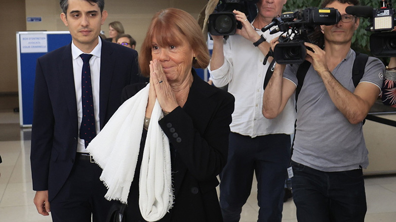 «Είμαι μια γυναίκα ολοκληρωτικά κατεστραμμένη»