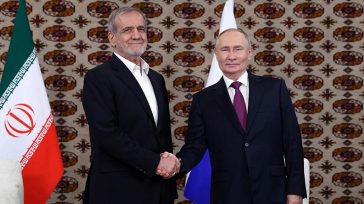 Ρωσία: Συνάντηση μεταξύ Πούτιν και του προέδρου του Ιράν Πεζεσκιάν