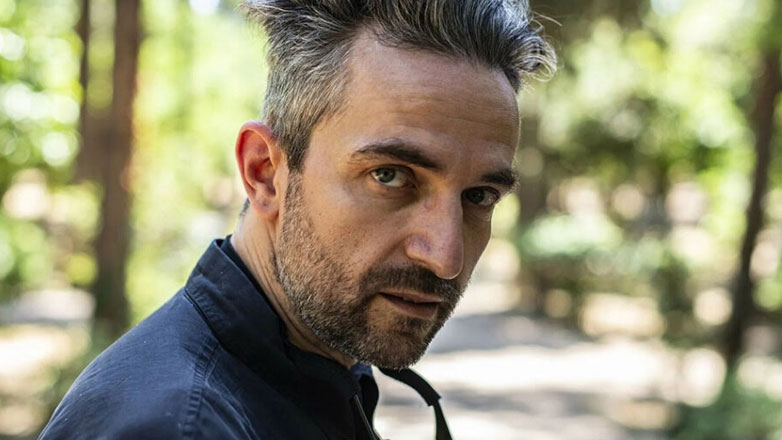 Άρης Σερβετάλης: Απαντά μετά τις δηλώσεις του για τους δημοσιογράφους που προκάλεσαν σάλο Άρης Σερβετάλης: Απαντά μετά τις δηλώσεις του για τους δημοσιογράφους που προκάλεσαν σάλο