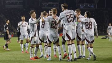 Europa League: «Αέρας» από το Μπακού ο Άγιαξ, 3-0 την Καραμπάγκ
