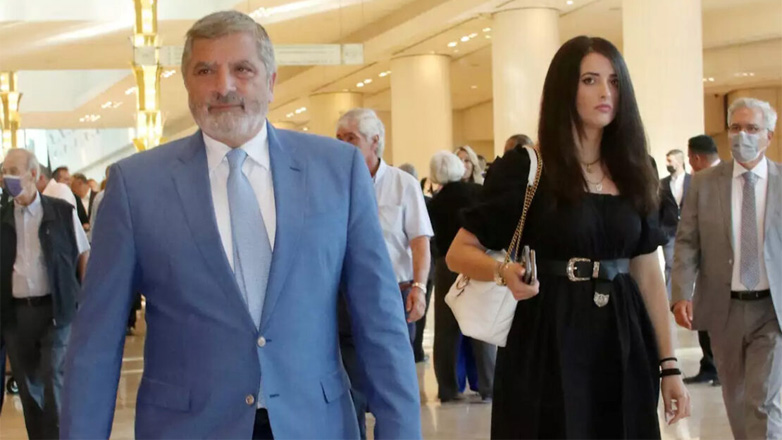 Γιώργος Πατούλης: Αυτή είναι η ημερομηνία του γάμου του με την εγκυμονούσα σύντροφό του Νάνσυ Κοιλού Γιώργος Πατούλης: Αυτή είναι η ημερομηνία του γάμου του με την εγκυμονούσα σύντροφό του Νάνσυ Κοιλού