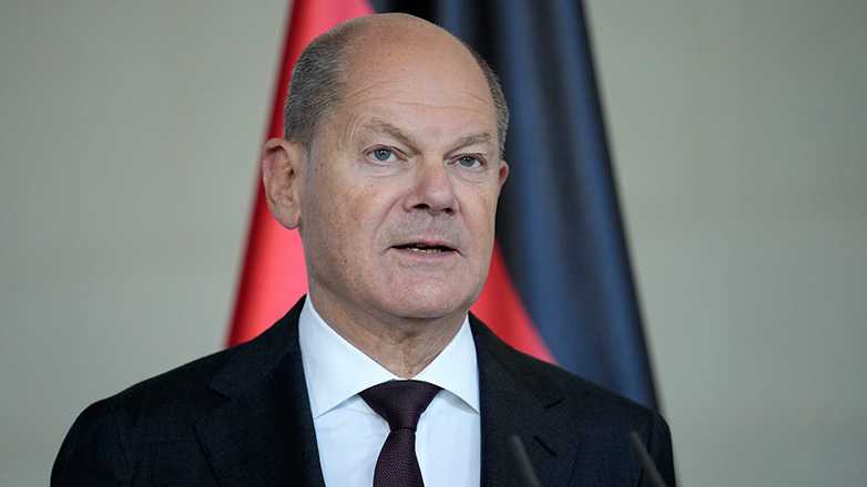 Ο Σολτς απορρίπτει το ενδεχόμενο να προσκληθεί άμεσα η Ουκρανία στο ΝΑΤΟ