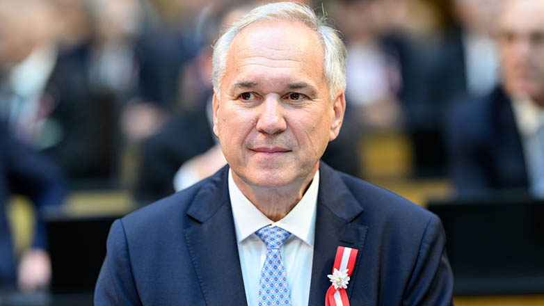 Αυστρία: Ακροδεξιός πολιτικός αναλαμβάνει την προεδρία του Κοινοβουλίου