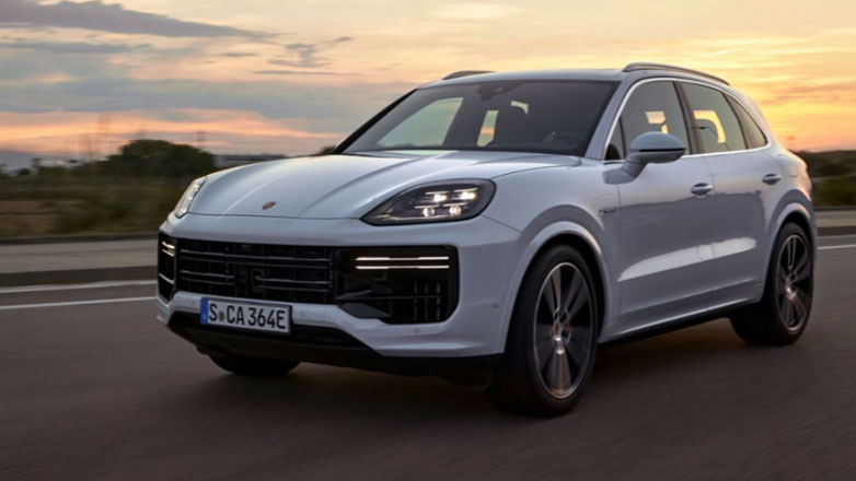 Η Porsche επιστρέφει στη βενζίνη μετά τις μειωμένες πωλήσεις των ηλεκτρικών