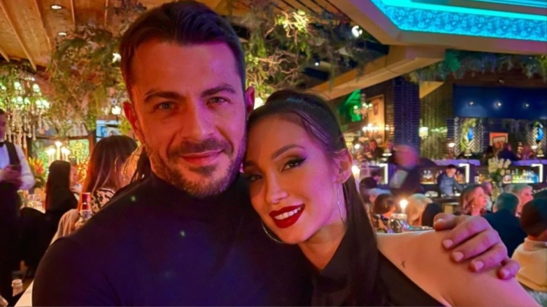 Γιώργος Αγγελόπουλος: Οι ευχές στη Δήμητρα Βαμβακούση για την ονομαστική της γιορτή, λίγο πριν τη βάφτιση της κόρης τους