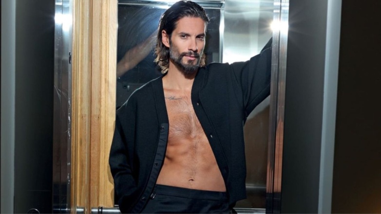 Ο Γιώργος Καράβας απαντά για τις ημίγυμνες φωτογραφίες του – «Γιατί να ζηλέψει η σύζυγός μου;» Ο Γιώργος Καράβας απαντά για τις ημίγυμνες φωτογραφίες του – «Γιατί να ζηλέψει η σύζυγός μου;»