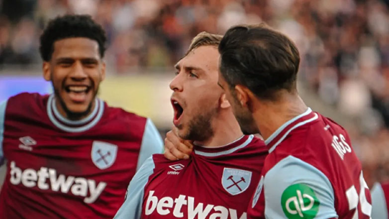 Αγγλία: Ήττα της Μάντσεστερ στο Λονδίνο, 2-1 η Γουέστ Χαμ