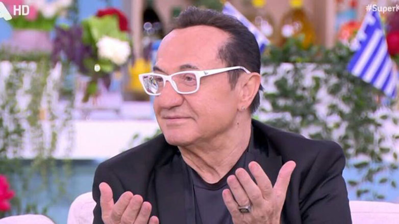 Συγκλονίζει ο Λευτέρης Πανταζής: «Έχασα τη φωνή μου, το έπαθα από στενοχώρια» Συγκλονίζει ο Λευτέρης Πανταζής: «Έχασα τη φωνή μου, το έπαθα από στενοχώρια»