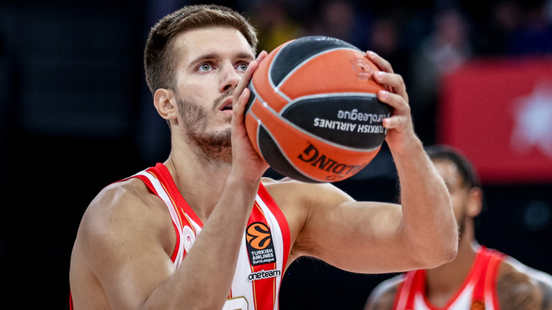 Πετρούσεφ για την μεταγραφή του στον Ερυθρό Αστέρα: «Έγινε αυτό που ήθελα»