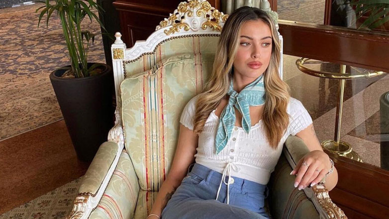 Δανάη Λιβιεράτου: «Το ότι ο πατέρας μου είναι τραγουδιστής είναι σύμπτωση…»