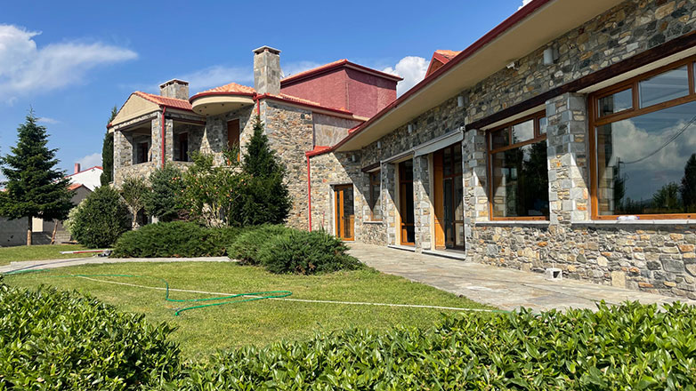 Έρευνες για κατασκευαστικά λάθη στο σύστημα ψύξης – θέρμανσης του ξενοδοχείου «Laggona Boutique»