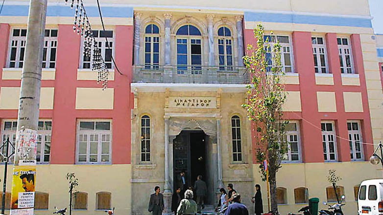 Ηράκλειο: Προφυλακίστηκε το ζευγάρι που εξέδιδε την 25χρονη