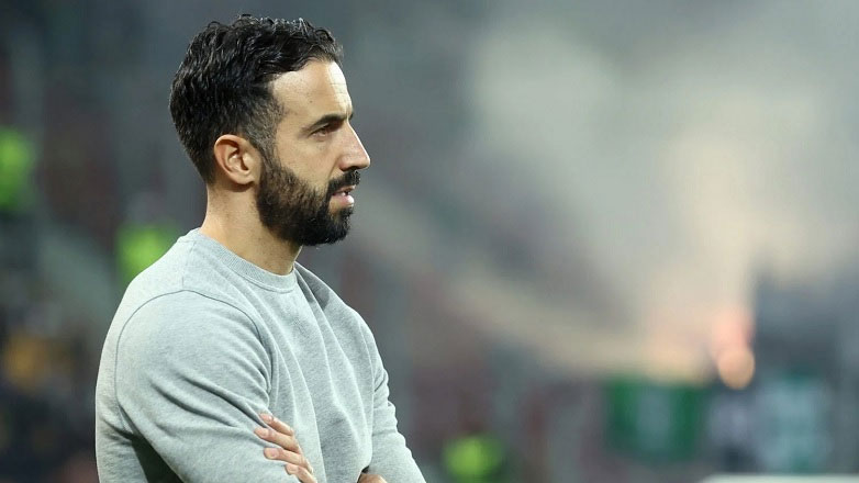 Μάντσεστερ Γιουνάϊτεντ: Θέλει τον Αμορίμ στον πάγκο για το ντέρμπι με την Τσέλσι