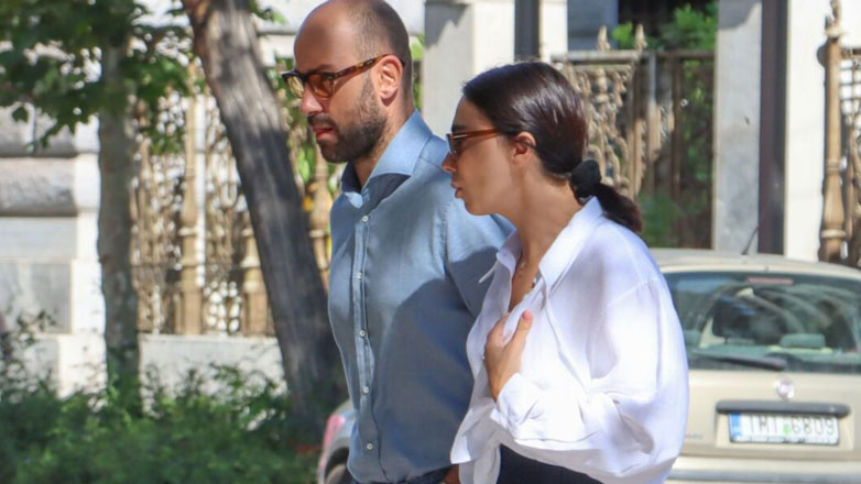 Βασίλης Σπανούλης – Ολυμπία Χοψονίδου: Casual βόλτα στο κέντρο της πόλης