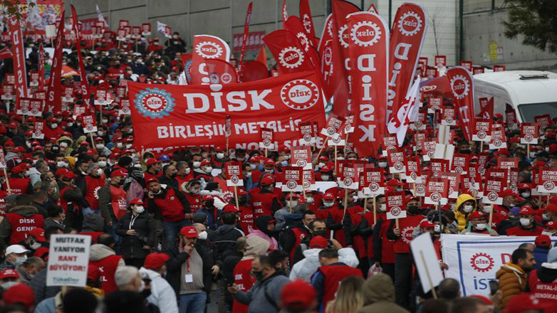 Διαδηλώσεις στην Τουρκία για δήμαρχο, που καθαιρέθηκε ως στέλεχος του PKK