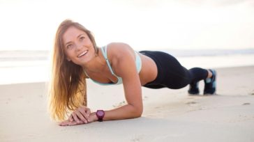 Άσκηση σανίδα: Τα 3 πιο συχνά λάθη που μπορεί να κάνεις κατά την εκτέλεσή της