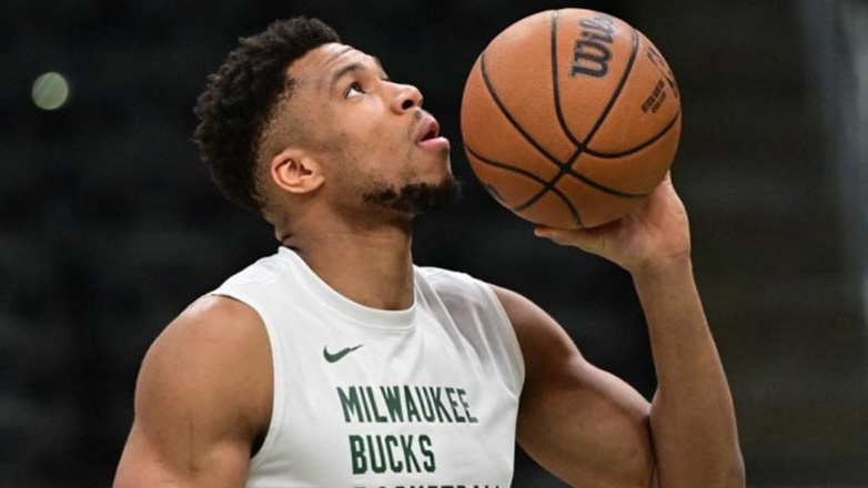 CBS Sports: «Αν τα πράγματα πάνε άσχημα στο Μιλγουόκι, ο Αντετοκούνμπο ίσως ζητήσει ανταλλαγή»