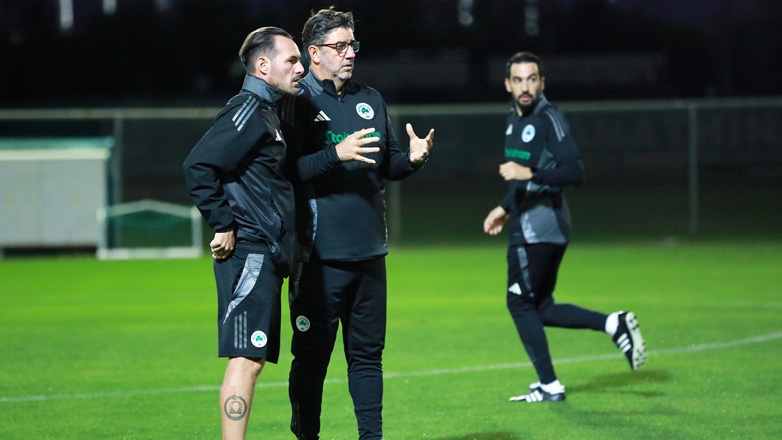 Παναθηναϊκός: Σήκωσε μανίκια ο Ρουί Βιτόρια – «Πρέπει να νικήσουμε την Κυριακή» είπε στους παίκτες του!