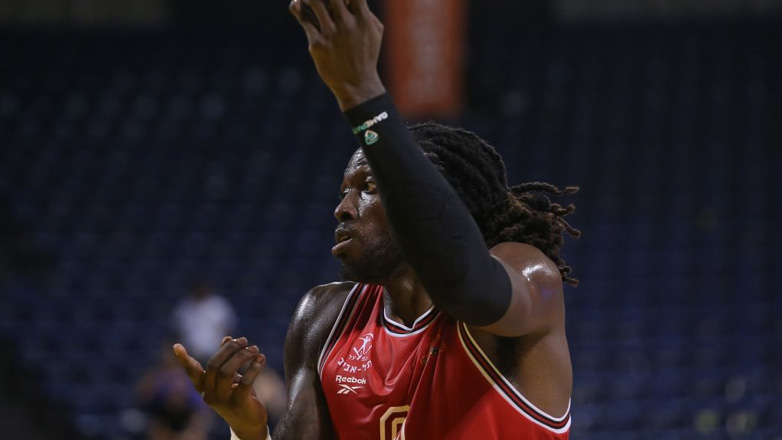 Ντόζετ: «Καμία επαφή του Ερυθρού Αστέρα με τον Μότλεϊ»