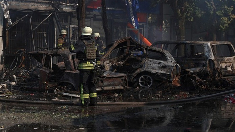 Ουκρανία: Ένας νεκρός και 30 τραυματίες από ρωσικό πυραυλικό πλήγμα σε αστυνομικό τμήμα στο Χάρκοβο