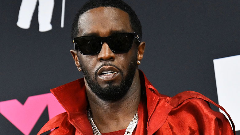 Diddy: Ερωτικές κασέτες με 8 διάσημους – Δύο ανήλικοι ανάμεσά τους