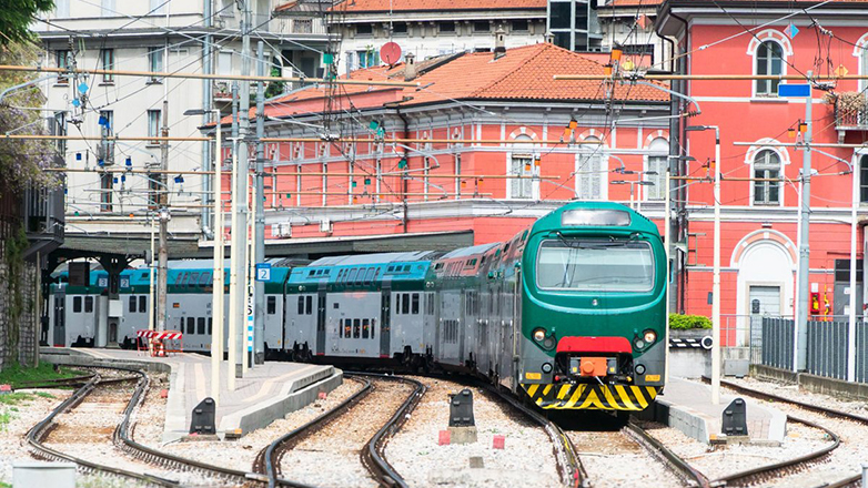 Ιταλία: Απεργία σιδηροδρομικών λόγω της αιματηρής επίθεσης επιβάτη σε ελεγκτή