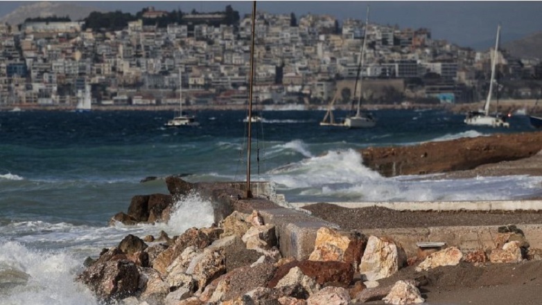 Καιρός: Θυελλώδεις βοριάδες στο Αιγαίο