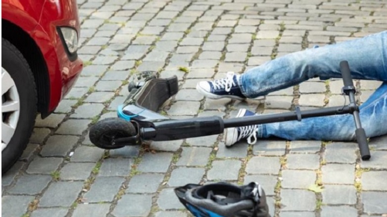 Με σοβαρά τραύματα ο 12χρονος με το πατίνι