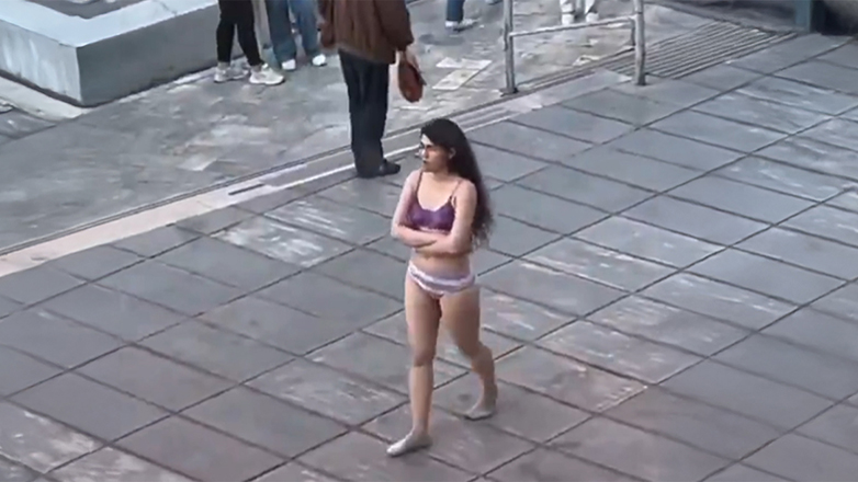 Ιράν: “Λαμβάνει θεραπεία”, λέει η Τεχεράνη για τη φοιτήτρια που διαμαρτυρήθηκε