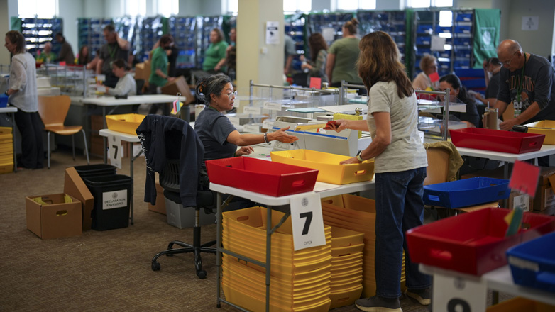 Εκκενώθηκε εκλογικό κέντρο στην Πενσιλβάνια μετά την εισβολή αγνώστων Εκκενώθηκε εκλογικό κέντρο στην Πενσιλβάνια μετά την εισβολή αγνώστων